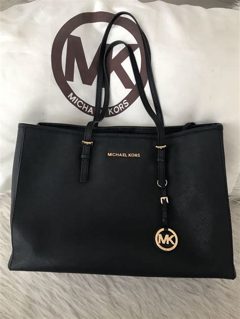 tas michael kors.